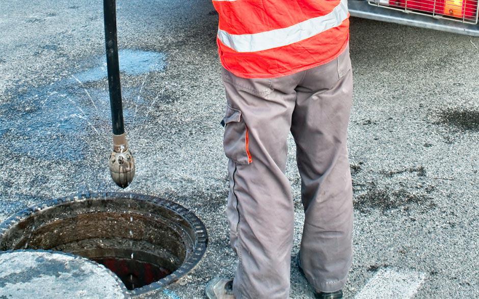 déboucher canalisations wc Linas